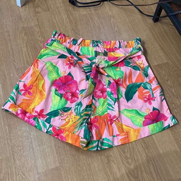SHEIN Floral multicolored 2 piece short set Large🌸🌺🌴 - Picture 3 of 7